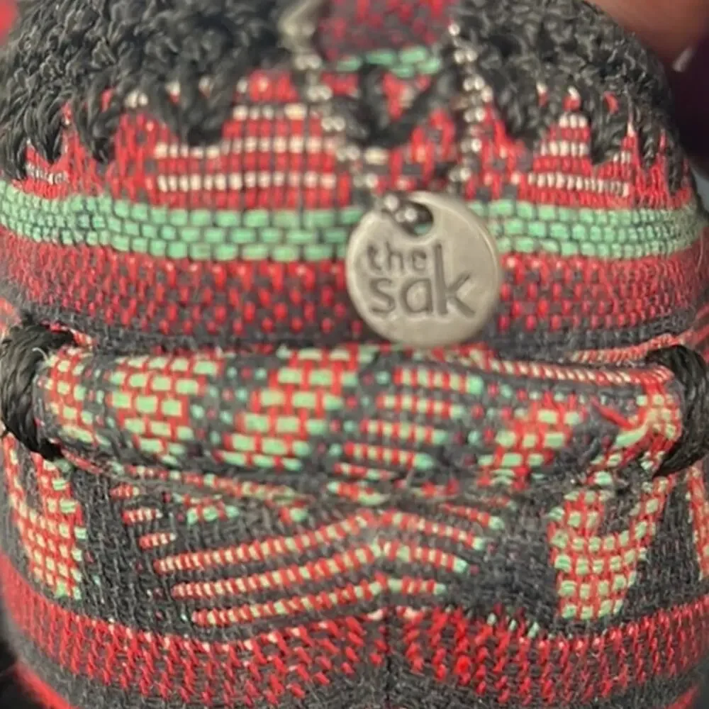 The Sak sak crocheted